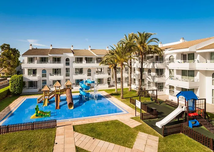 Apartmanhotel Hoposa & Villaconcha 4*