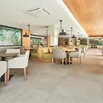 霍波萨维拉孔查酒店公寓
