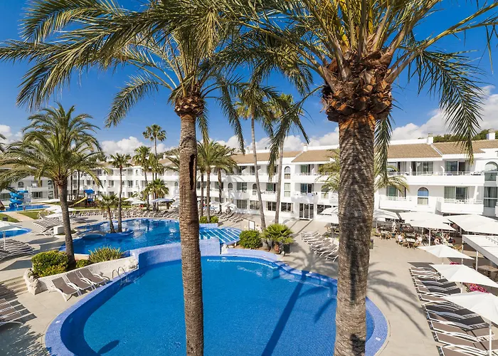 Hoposa & Villaconcha Aparthotel Port de Pollença