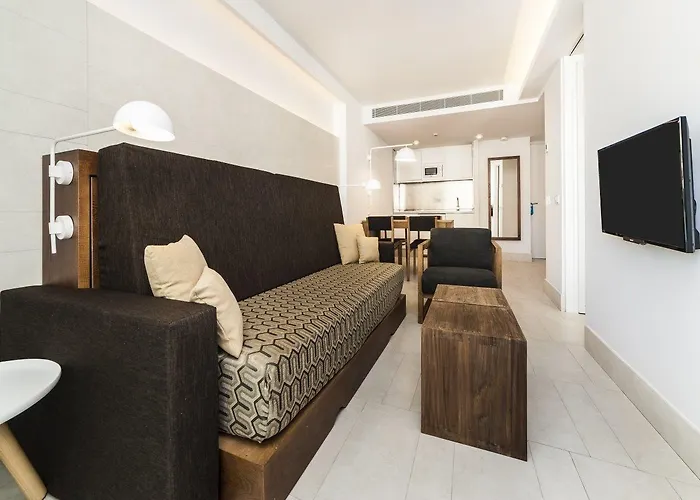 Hoposa & Villaconcha Aparthotel Port de Pollença